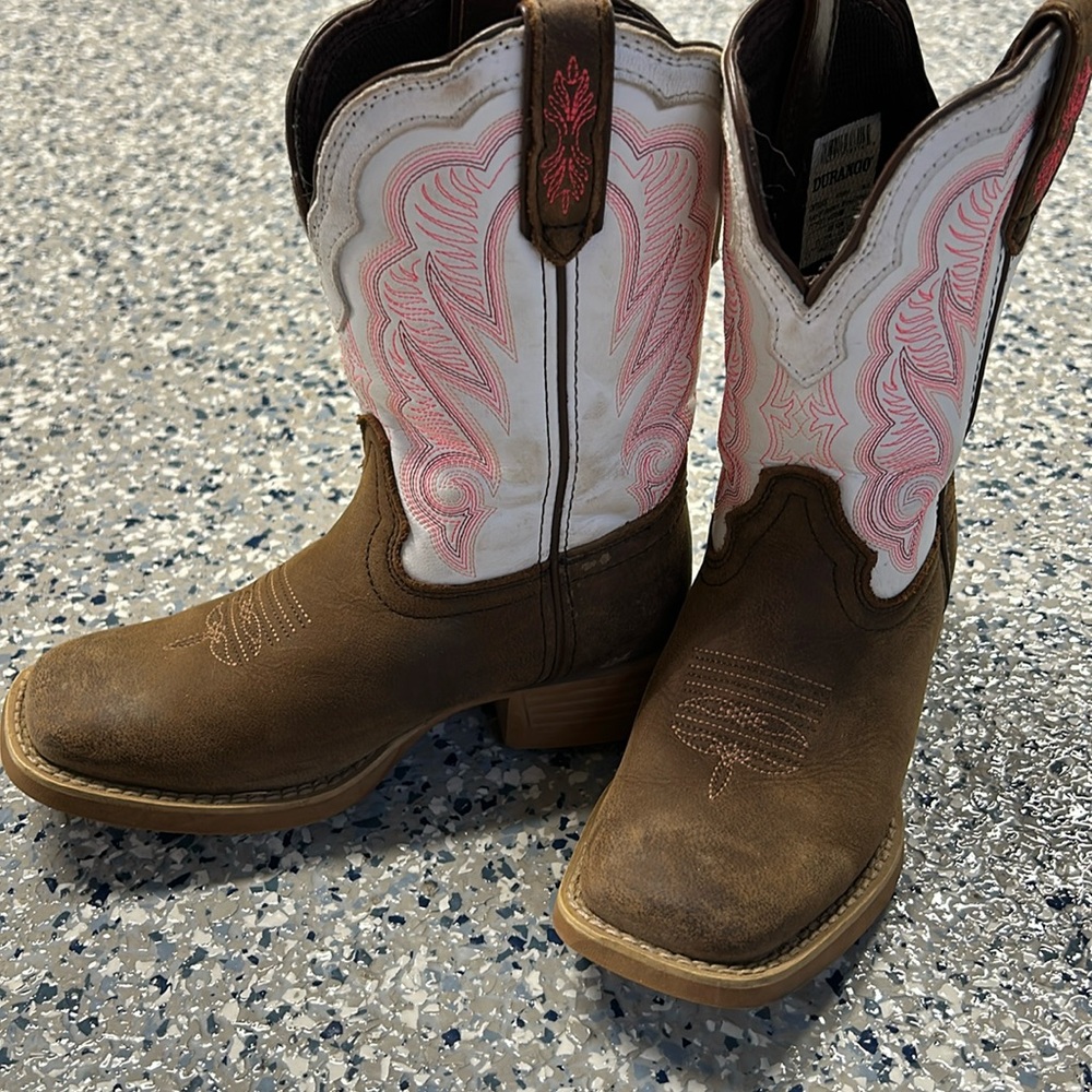 Girls Durango cowgirl boots, like new condition